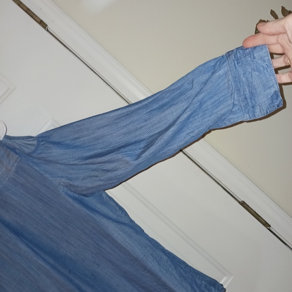 Crown Ivy Denim Shirt with cutouts for shoulders Size L - Picture 7 of 9